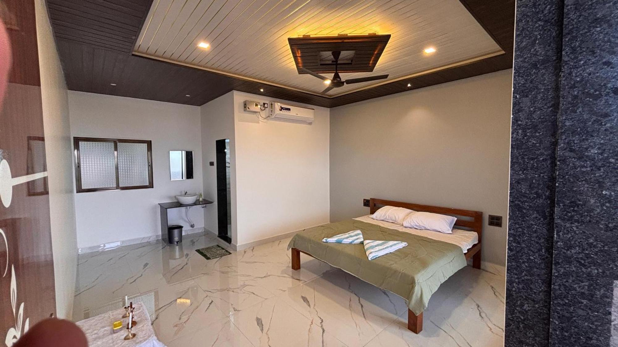 Velankanni Beach Resort Mālvan Exteriér fotografie